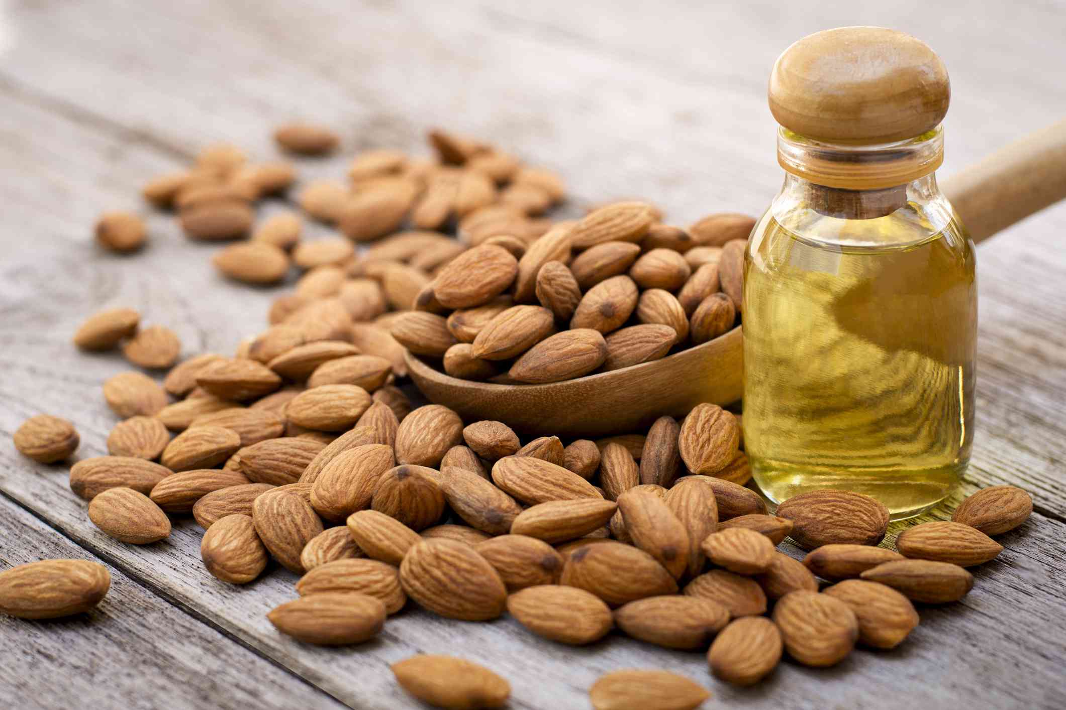 A Brief Guide Of Almond Oil Benefits For Skin