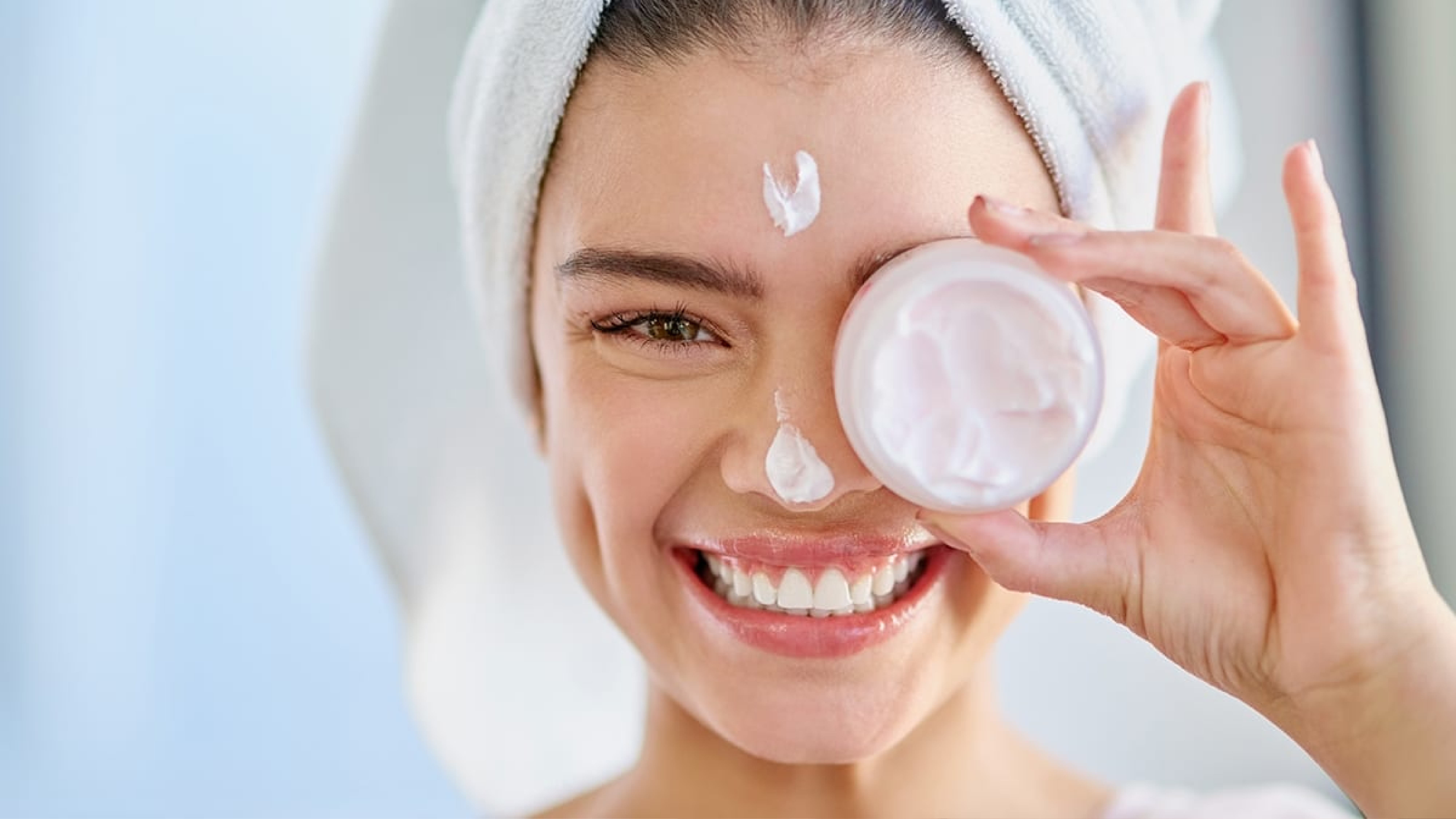 8 Skin Care Tips You Need to Keep Skin Healthy this Monsoon