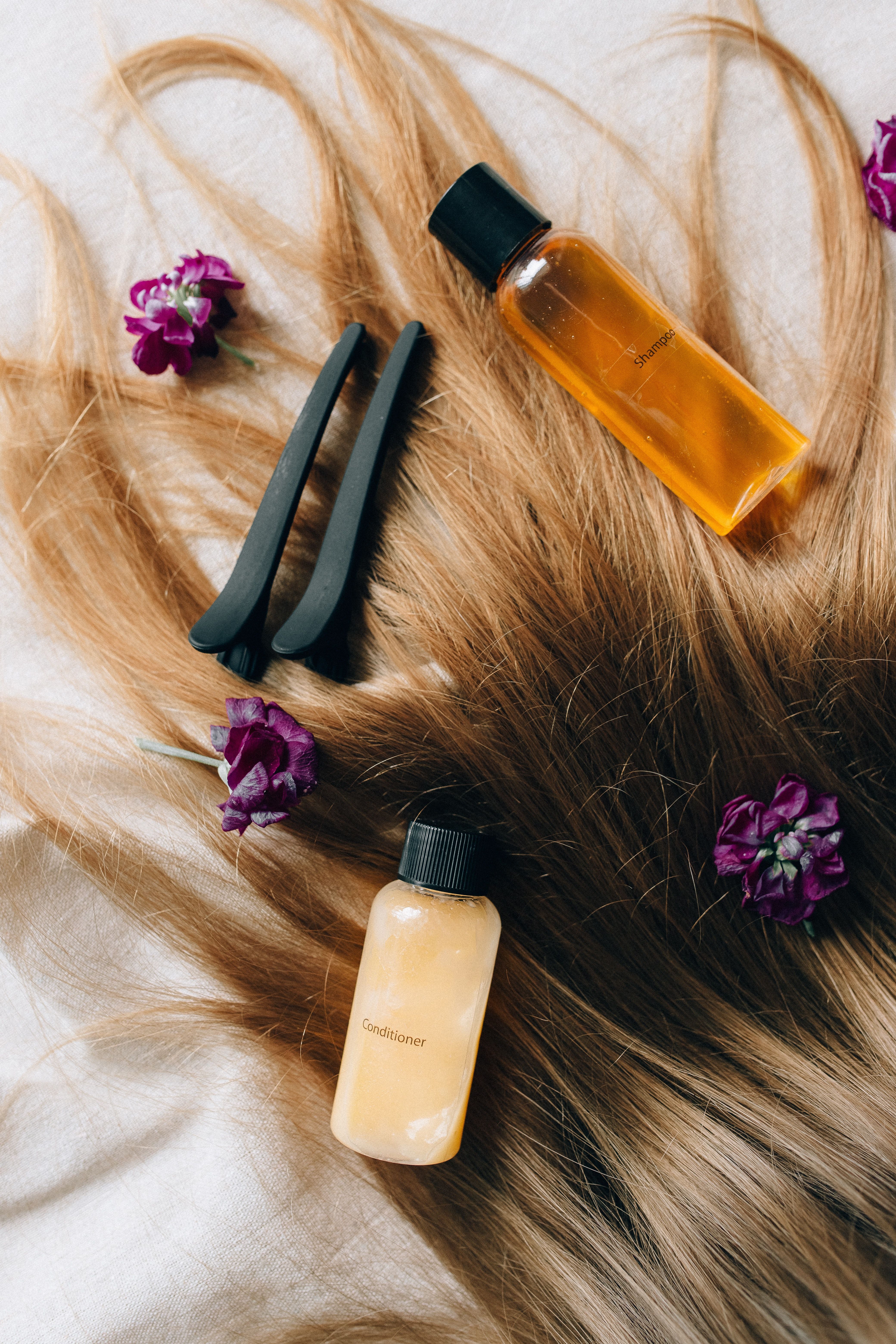 The Right Way To Sleep With Wet Hair - 13 | Hair | Purplle