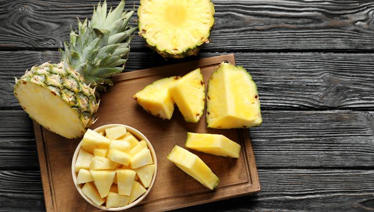 Pineapples for skin whitening