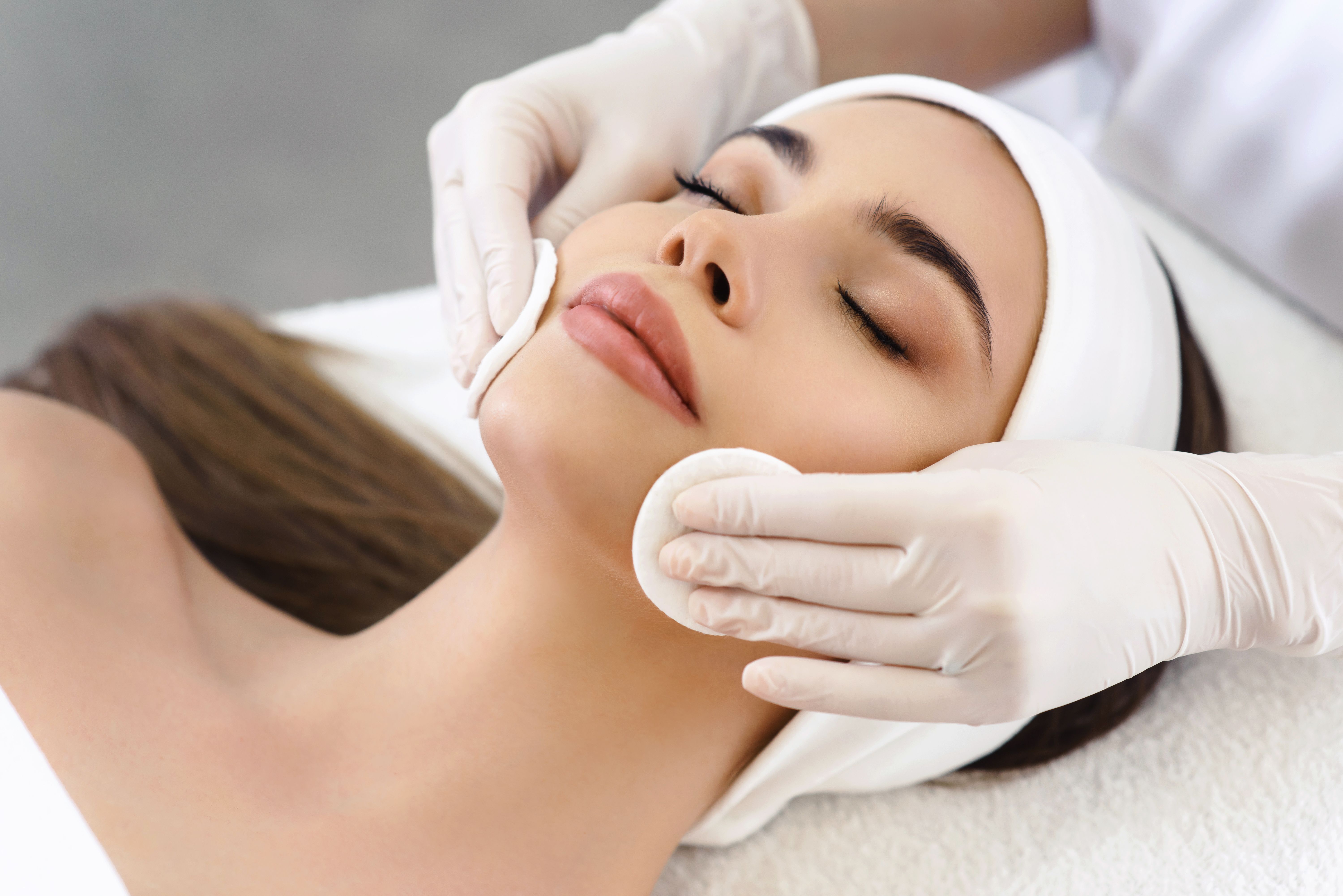 All About Facial Exfoliation  - 3 | Hair | Purplle