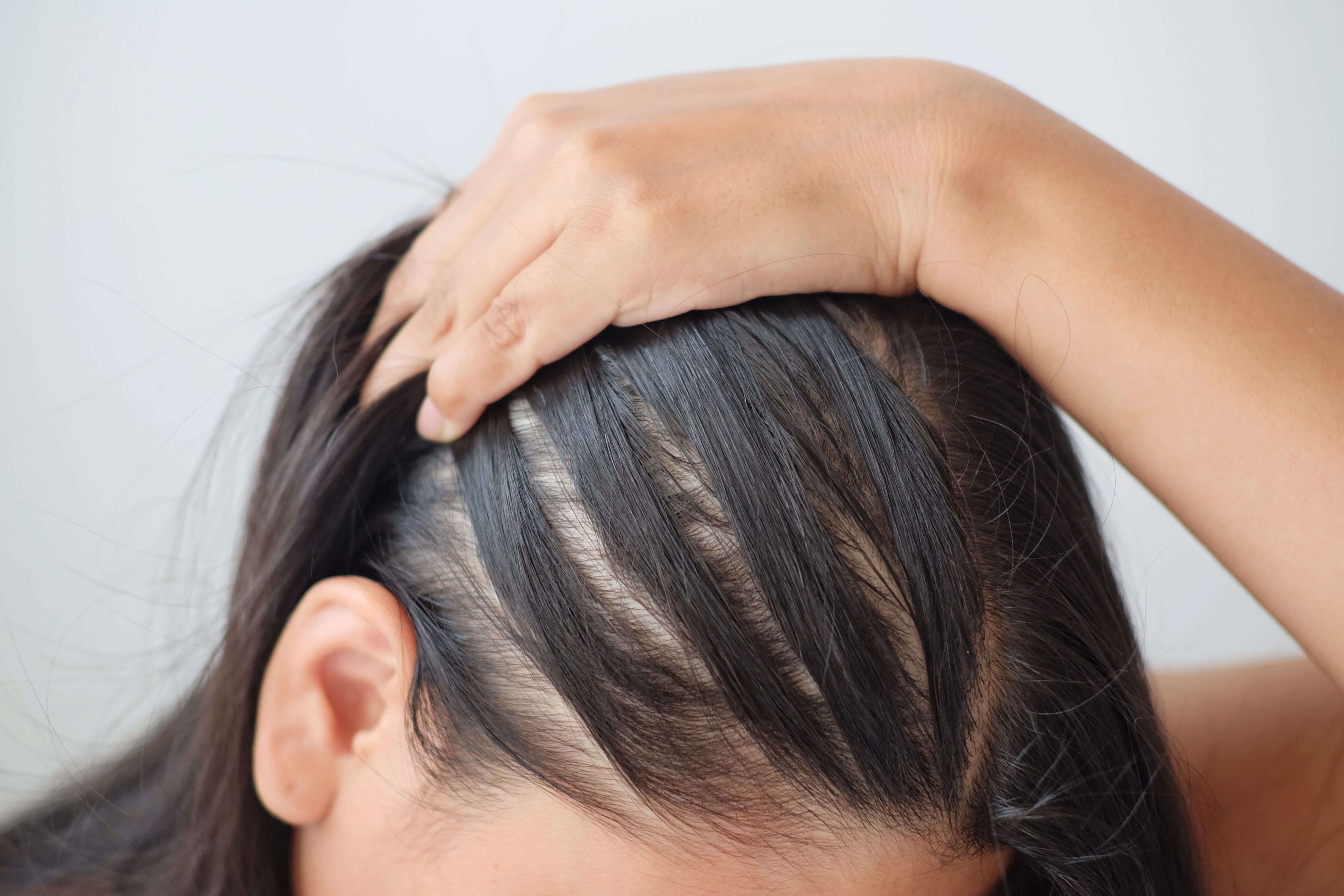 How to Make Thin Hair Appear Thicker in a Flash