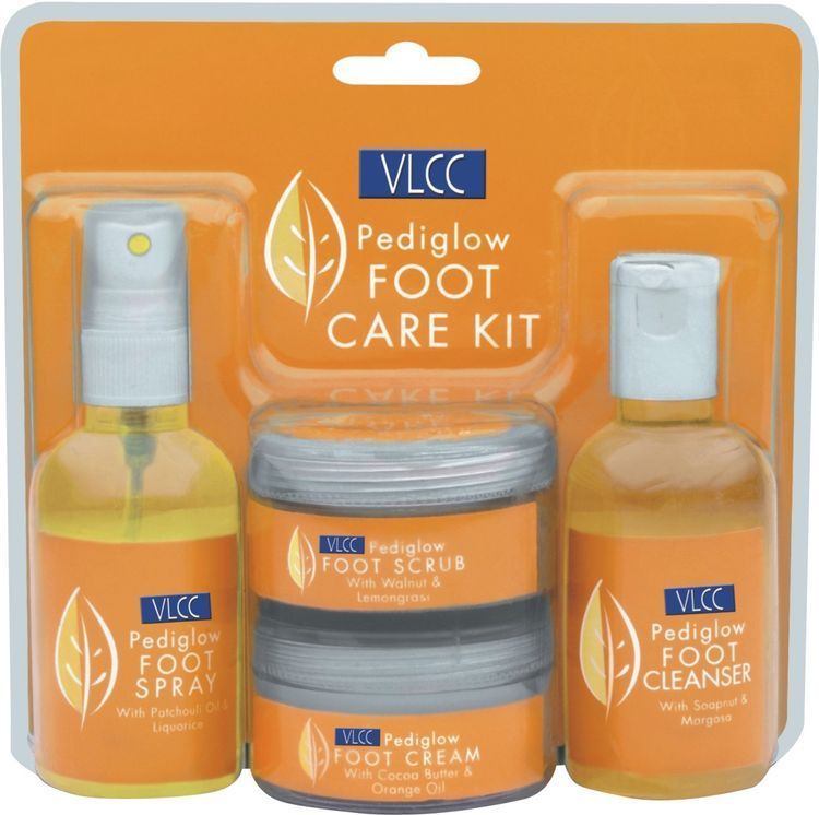 VLCC Pedi Glow Foot Care Kit (200 ml+ 100 g)