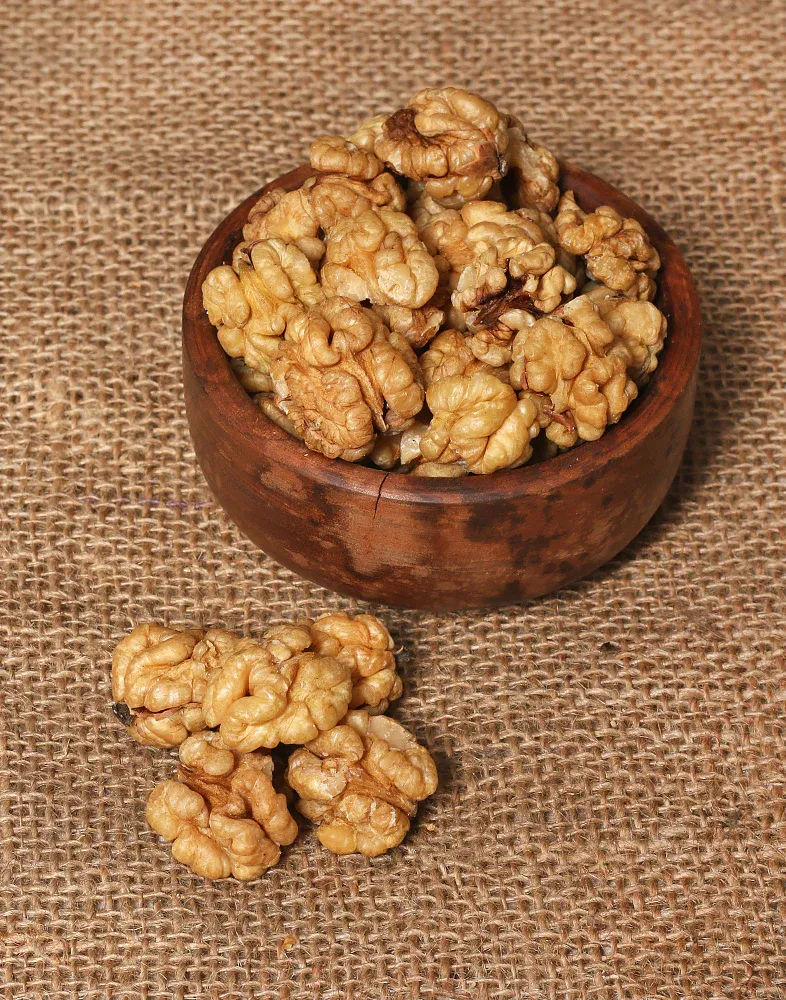 Check Out the Amazing Benefits of Walnuts for The Skin