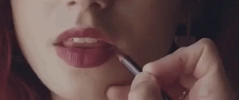 Defined lips for a smooch-worthy pout