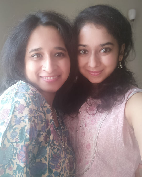 Purplle Squad celebrating rakhi with their sisters