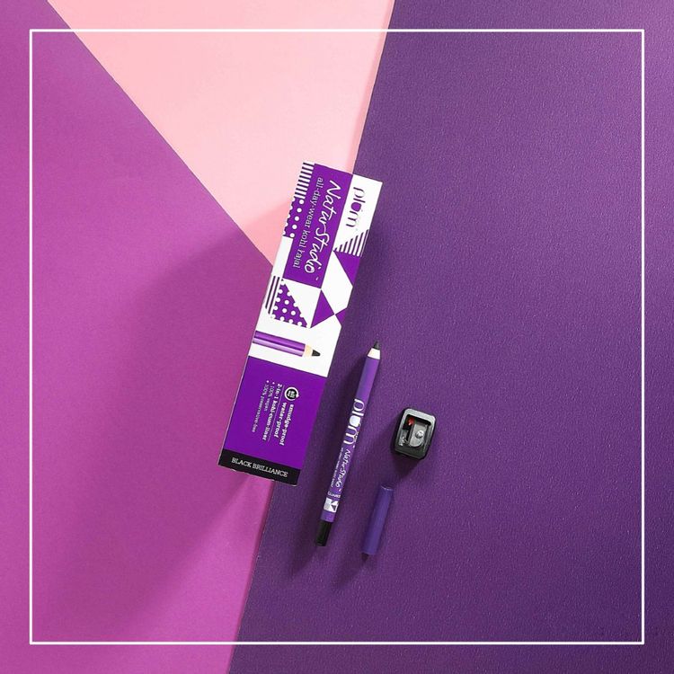 Plum NaturStudio Kajal With Free Sharpener
