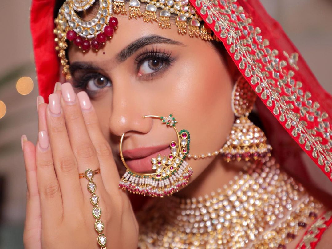Glowy Wedding Makeup