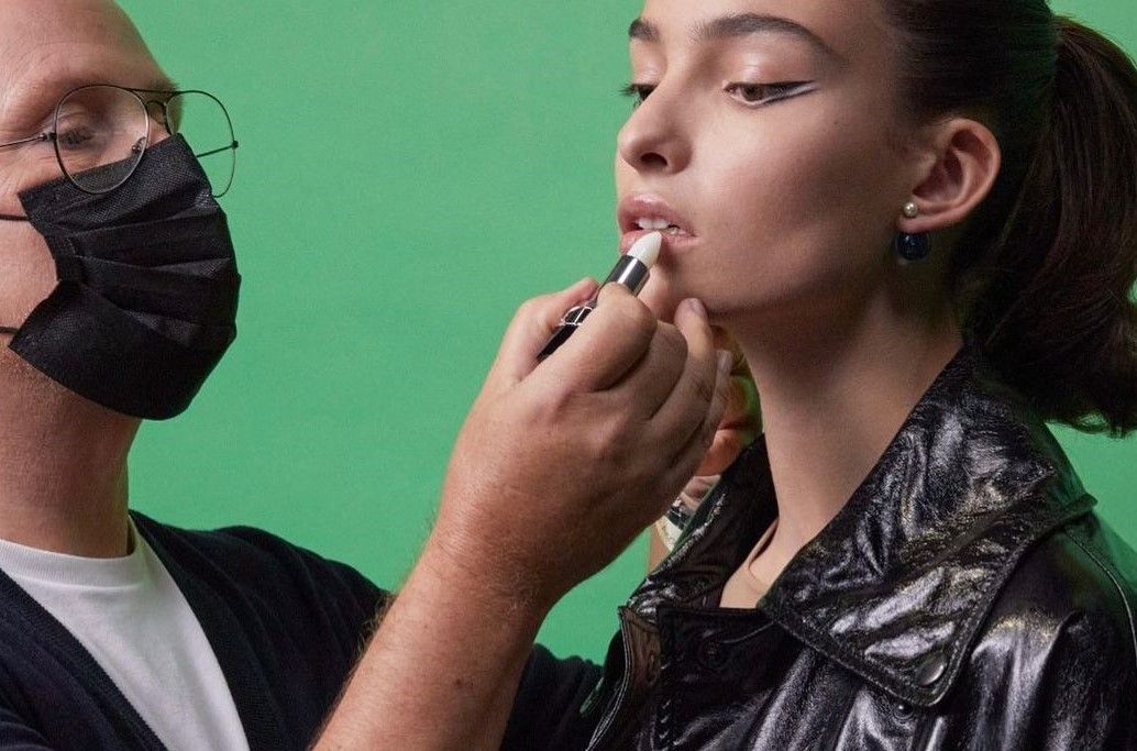 Double wing eyeliner PFW SS22