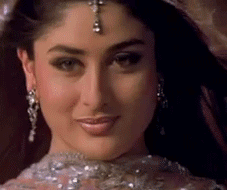 Kareena Kapoor Hair Flip