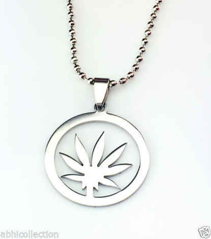 Buy Lishmark Women'S Girl Men Fashion Jewelry Stainless Steel Christmas Pendant With Necklace - Purplle