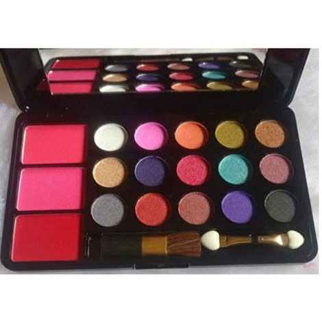 Buy Hilary Rhoda 15 Eyeshadow , 3 Blush (HR-NMK12-03) (21 g) - Purplle