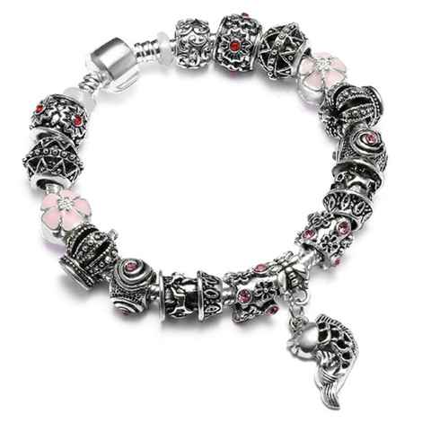 Buy Sukkhi Modern Tribal Rhodium Plated Bracelet For Women - BC81135 - Purplle