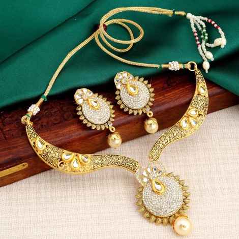 Buy Sukkhi Traditional Jewellery Gold Plated Necklace Set For Women - N72453GLDPAP022018 - Purplle
