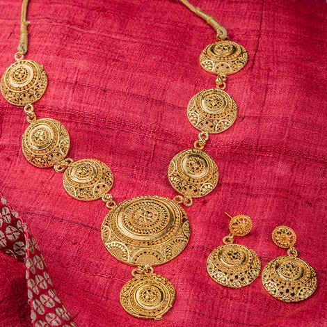 Buy Queen Be Multi Station Princess Necklace Set - NM19008 - Purplle