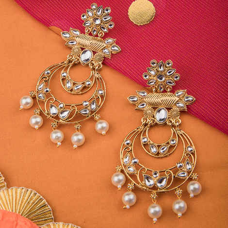 Buy Queen Be Glam Kundan & Pearl Chandbali - EV19085 - Purplle