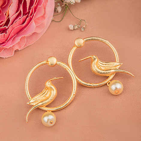 Buy Queen Be Gold Plated Koyal Pearl Tops - Purplle