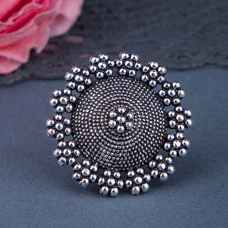 Buy Queen Be Oxidised Blossoming Garden Cocktail Ring - Purplle