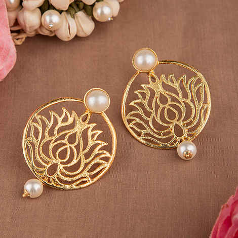 Buy Queen Be Floral Charm Lotus Earrings With Peals - Purplle