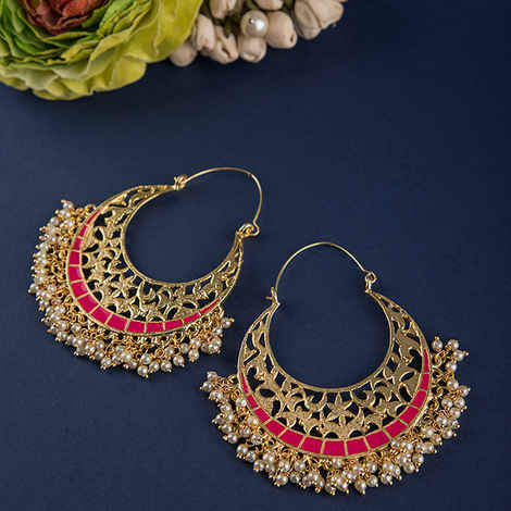 Buy Queen Be Cut Detail Pink Chandbalis - Purplle