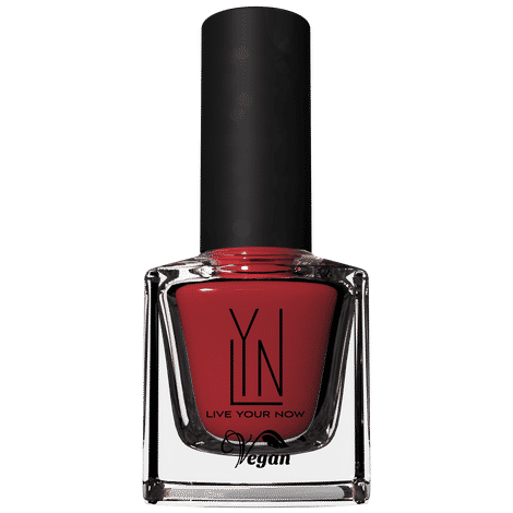 Buy LYN Nail Lacquer Vampy Varnish - (8 Ml) - Purplle