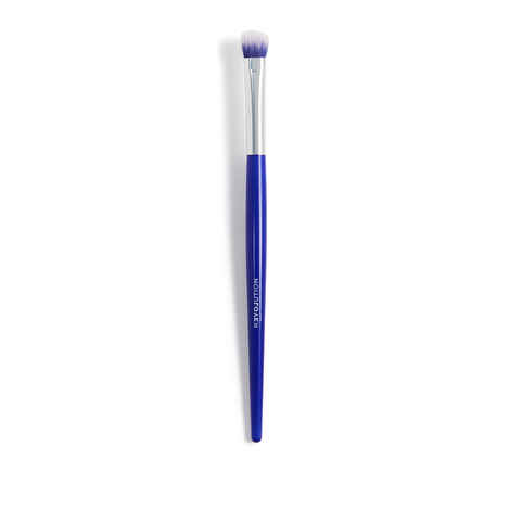 Buy Revolution Relove Brush Queen Pigment Blending Brush - Purplle