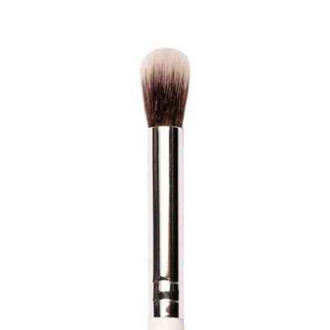 Buy Plume P07 - Fluffy Eyeshadow Blending Brush (Big) - Purplle