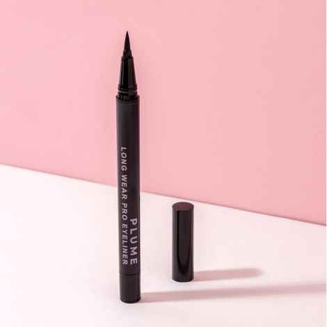 Buy Plume Long Wear Pro Eyeliner With Revolutionary Anti-Drying Technology - Purplle