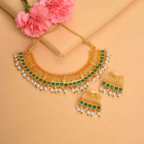Buy SOHI Gold-Plated Green Stone Beaded Jewellery Set - Purplle
