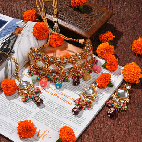 Buy SOHI Gold-Plated White Brown Kundan-Studded Beaded Jewellery Set - Purplle