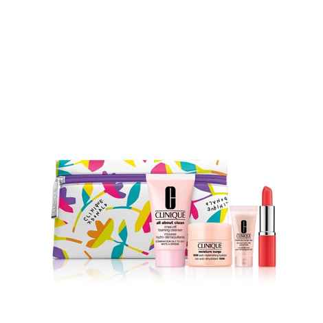 Buy Clinique CL F22 GIFT 4CA MUST HAV - Combo of 4 - Purplle