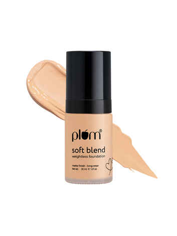 Buy Plum Soft Blend Weightless Foundation | With Hyaluronic Acid | Matte Finish | Super Hydrating | 100% Vegan & Cruelty-Free | Halo Sand - 105P - Purplle