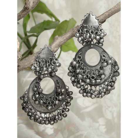 Buy Moedbuille Ghungroo Studded Antique Tribal Design Oxidised Silver Plated Handcrafted Chandbalis , 40 Grams - MBER03477 - Purplle