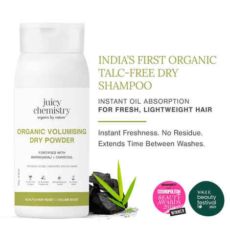 Juicy Chemistry Organic Volumising Dry Powder with Bhringraj & Charcoal, 100 gm | Natural Oil Absorbing Dry Shampoo | Refreshes Scalp | Absorbs Excess Sweat | For Men & Women| Dermatologically Tested