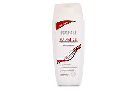 Buy Sattvik Organics Radiance Shampoo (200 ml) - Purplle
