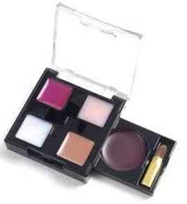 Buy Revlon Lip Gloss Palette by Gucci Westman Bordeaux in the Snow - Purplle