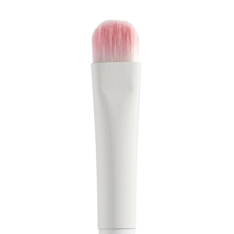 Buy Wet n Wild Makeup Brush - Small Eyeshadow Brush-Purplle