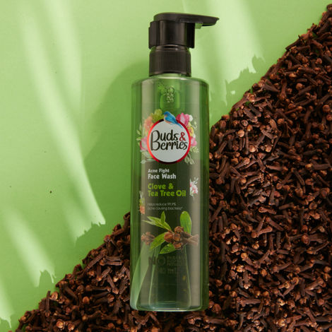 Buy Buds & Berries Clove & Teatree Oil Acne fight Facewash, Acne prone Skin, No Sulphate, No Paraben - 240 ml-Purplle