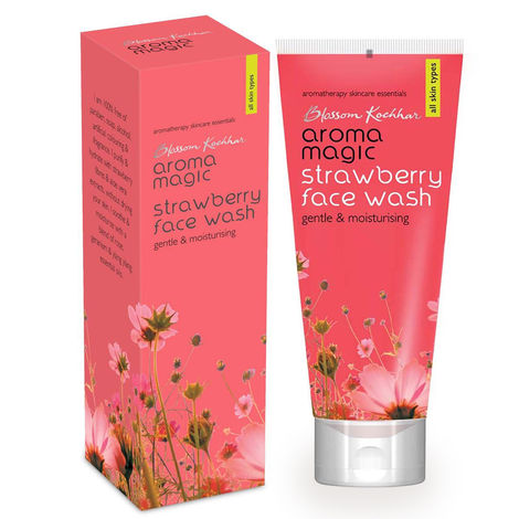 Buy Aroma Magic Strawberry Face Wash (100 ml)-Purplle