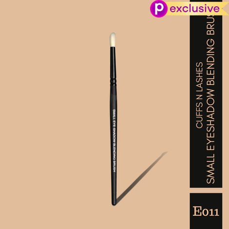 Buy Cuffs N Lashes Makeup Brushes, E011 Small Eye Shadow Blending Brush - 1 pc-Purplle