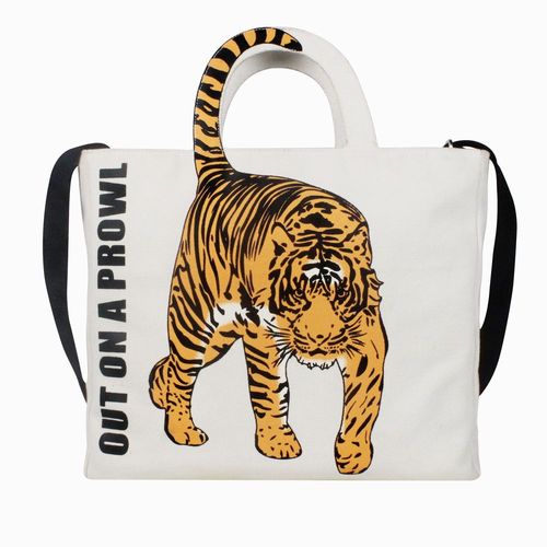 Colorbar Co-Earth The Roar Tote - Cloud White (740 gm)