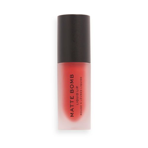 Makeup Revolution Matte Bomb Lure Red 4.6 ML