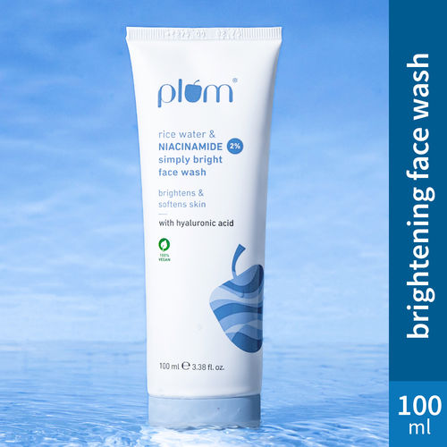 Plum Simply Bright 2% Niacinamide Face Wash With Rice Water | Brightens Skin, Helps Fade Blemishes | Softens & Smoothens Skin | Gentle & Non-Drying | Women & Men | 100% Vegan | 100 ml