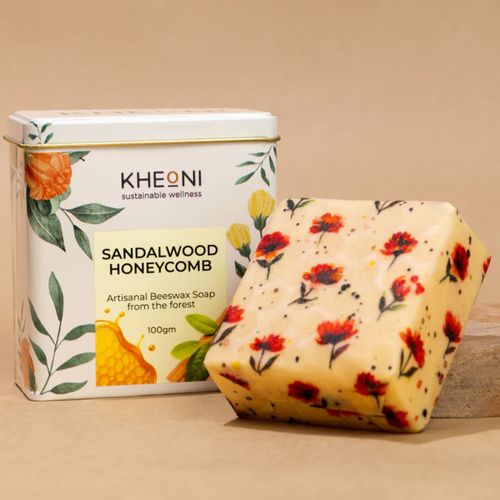 Kheoni Sandalwood Honeycomb Artisanal Beeswax Soap Bar (100 gm)