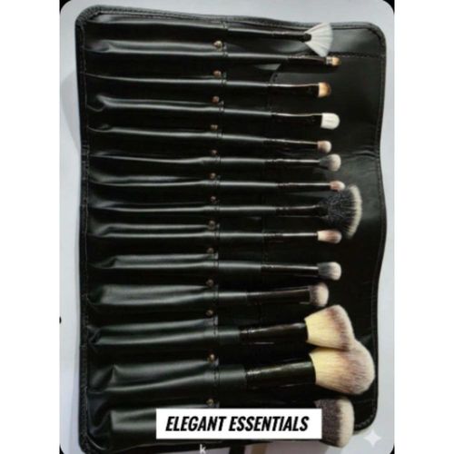 Faces Canada Brush Set of 14 pcs