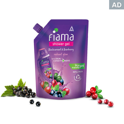 Fiama Body Wash Shower Gel Blackcurrant & Bearberry, 450 ml, Body Wash for Women & Men with Skin Conditioners, Suitable for All Skin Types