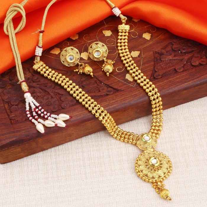Buy Sukkhi Glistening Gold Plated Necklace Set for Women - Purplle
