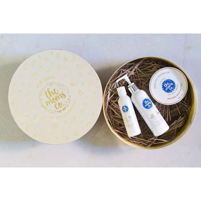 Buy The Moms Co. Mom-to-be Daily Essentials Gift Box with Body wash (200 ml), Body butter (200 g) and Strech oil (100 ml) - Purplle