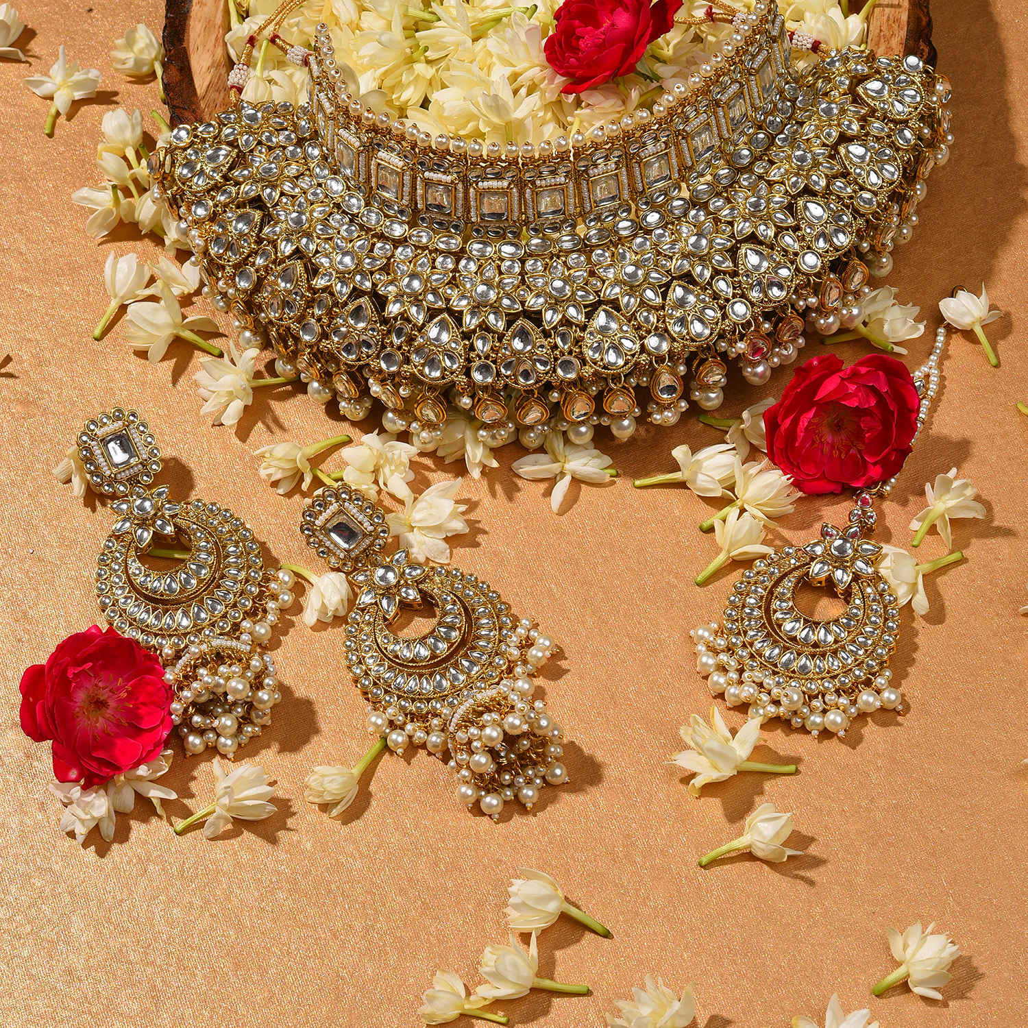 Buy SOHI Gold-Plated White Stone Studded Beaded Jewellery Set - Purplle