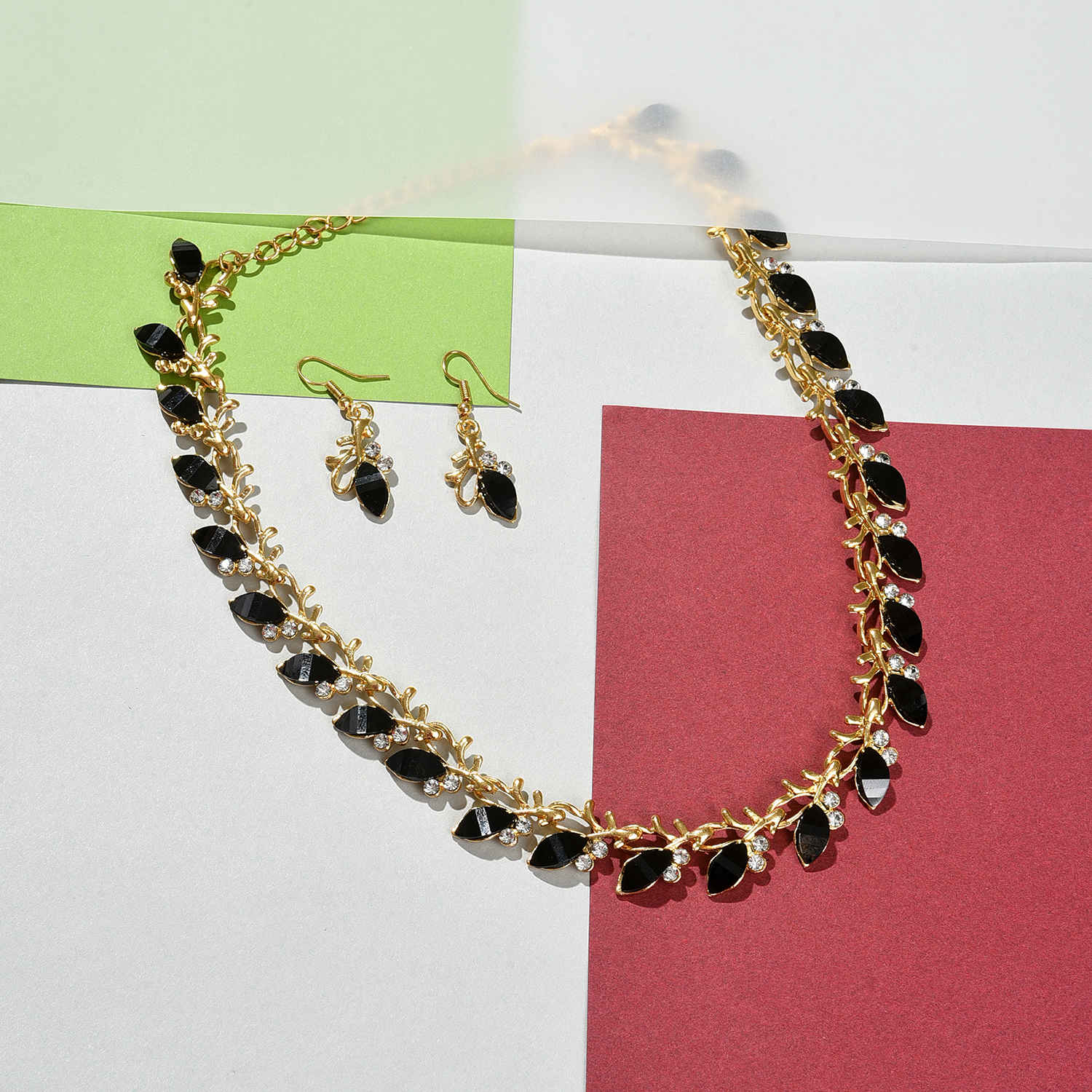 Buy SOHI Gold-Plated Black Stone-Studded Jewellery Set - Purplle